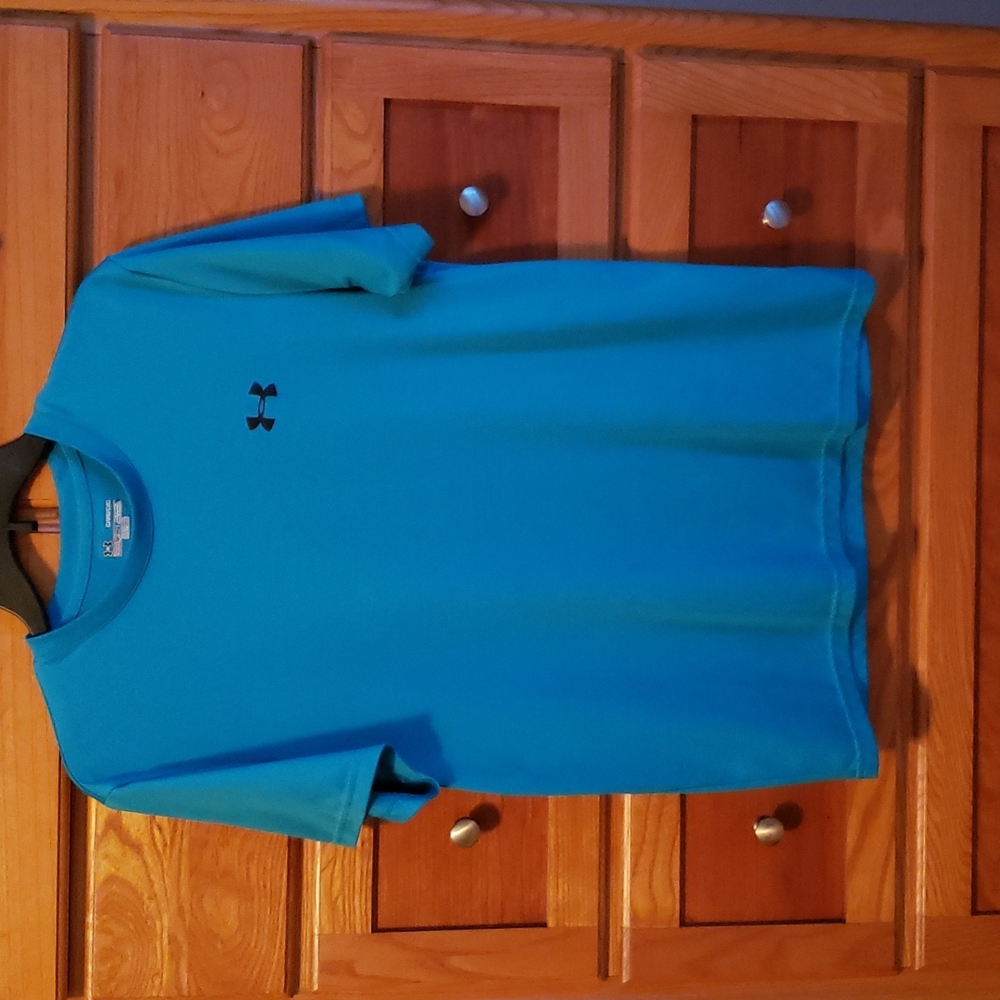 Sz S Under Armour Heat Gear Tee
